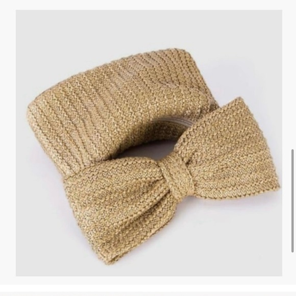 🆕- Woven Bow Raffia Summer Clutch Bag